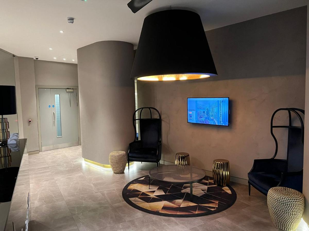 Luxury 2 Bed Flat Close To Victoria Station Apartamento *