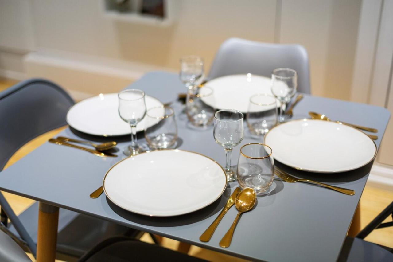 Apartment Trendy 1 Bedroom In The Heart Of
