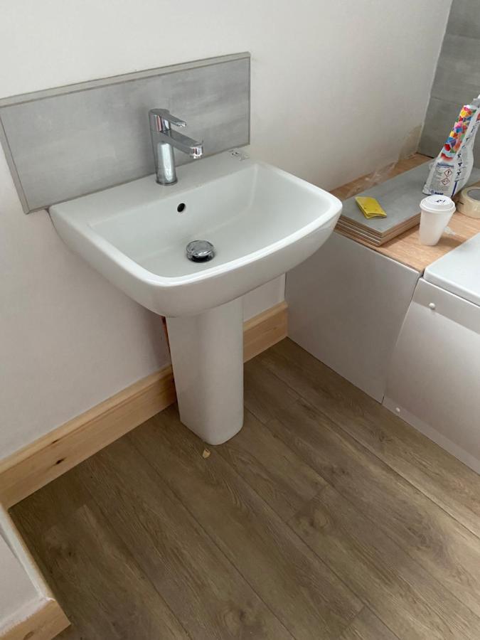 Lovely, Recently Refurbished Four Bedroom House.. Ferienhaus London