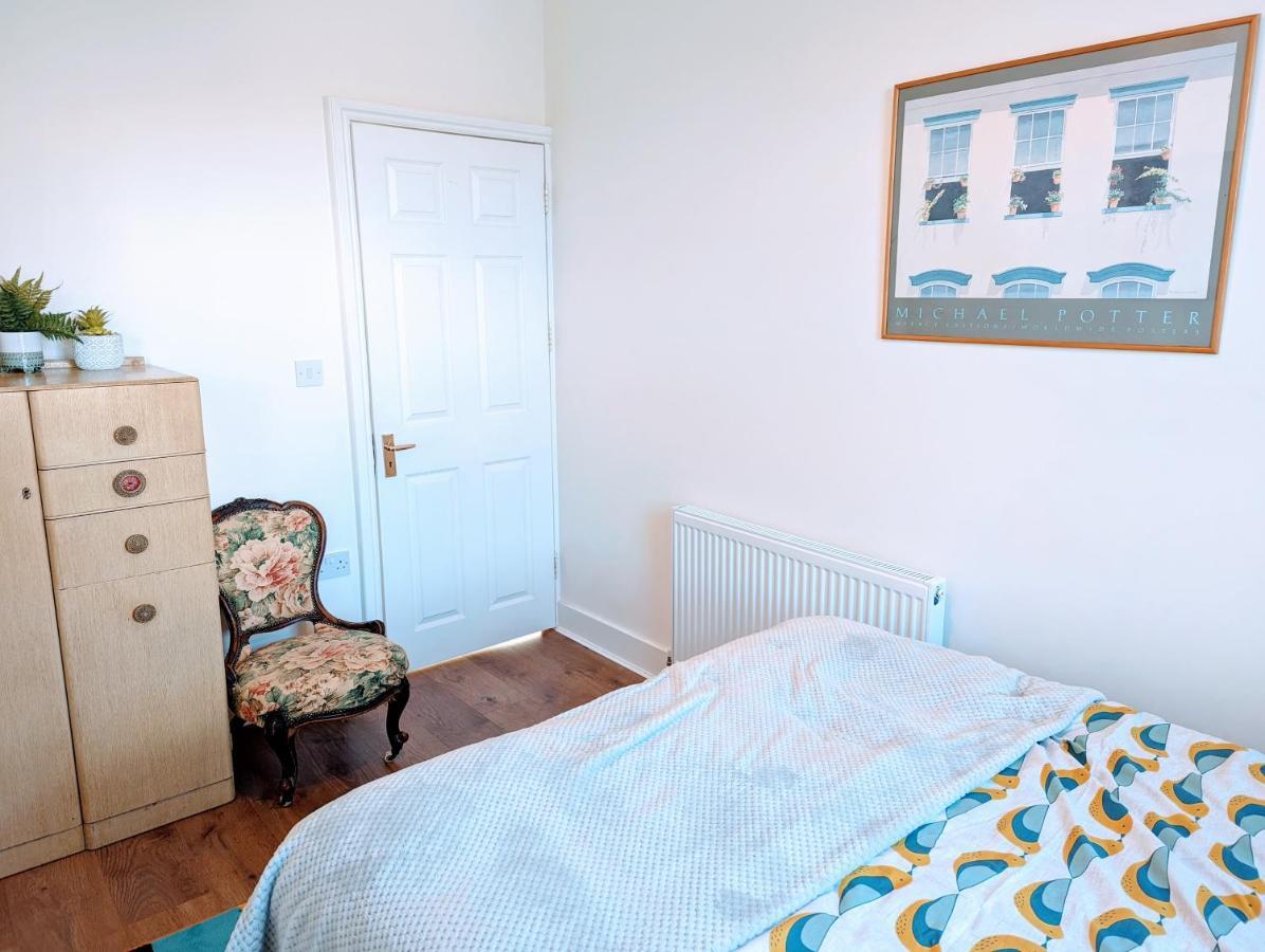 Tophome Stoke Newington * London