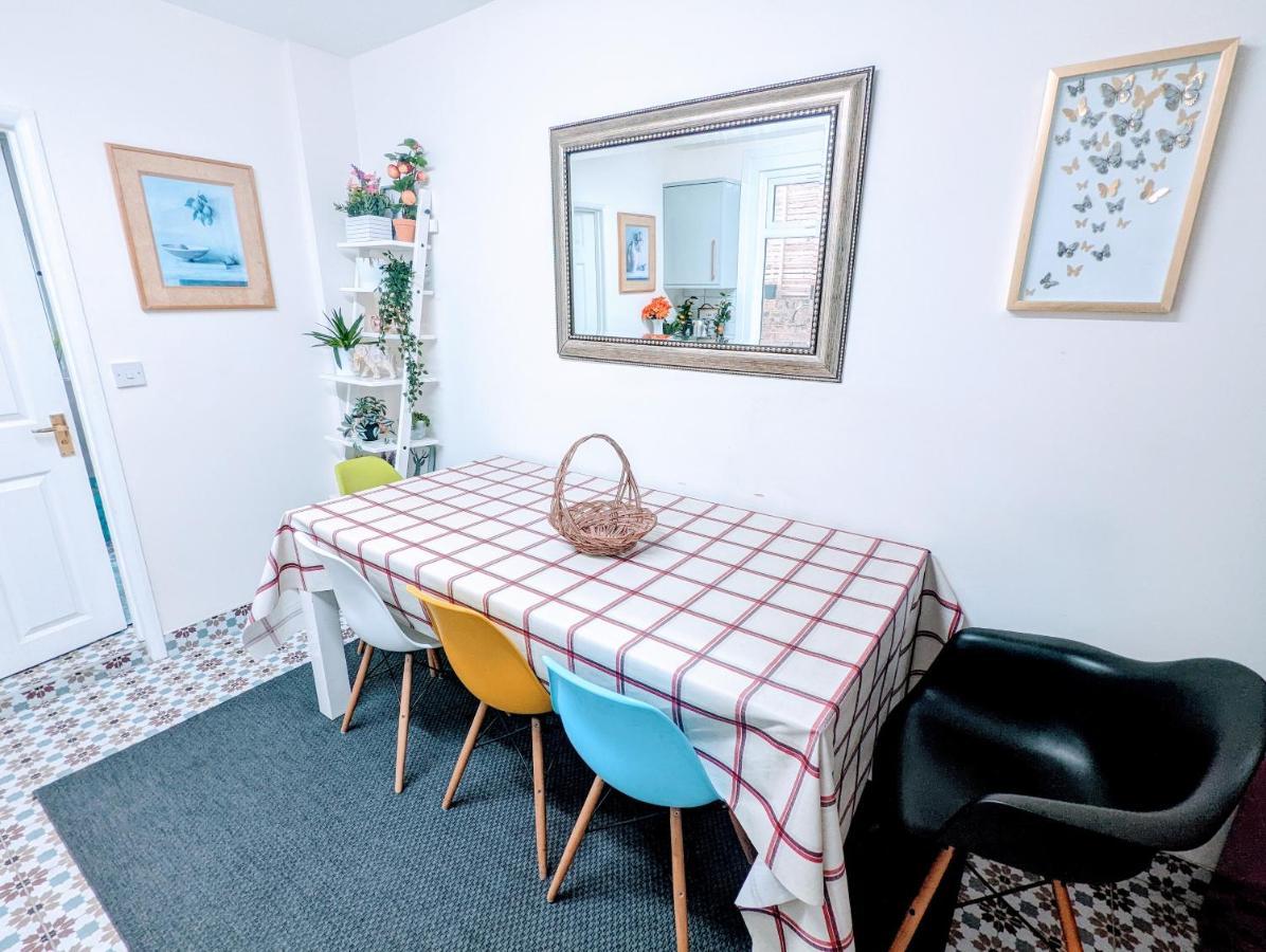 Tophome Stoke Newington * London