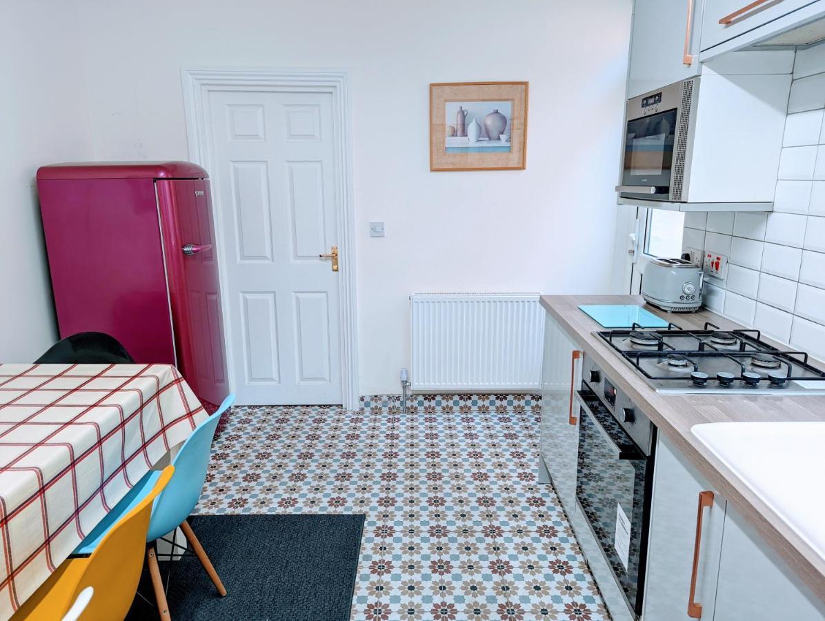 Tophome Stoke Newington * London