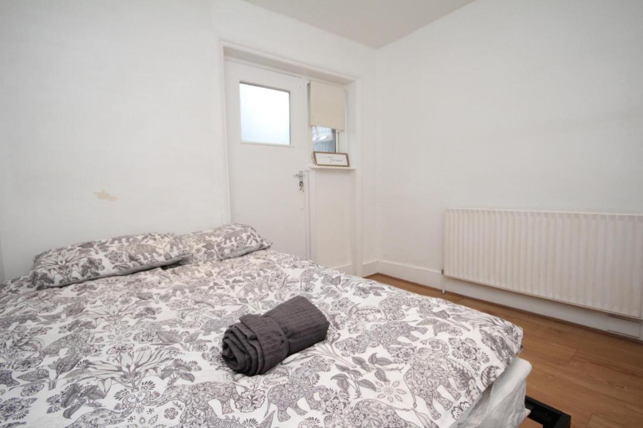 Apartamento Lovely 3 Bed Spacious Flat In