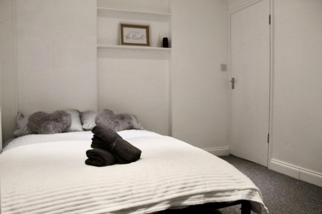 Apartamento Lovely 3 Bed Spacious Flat In