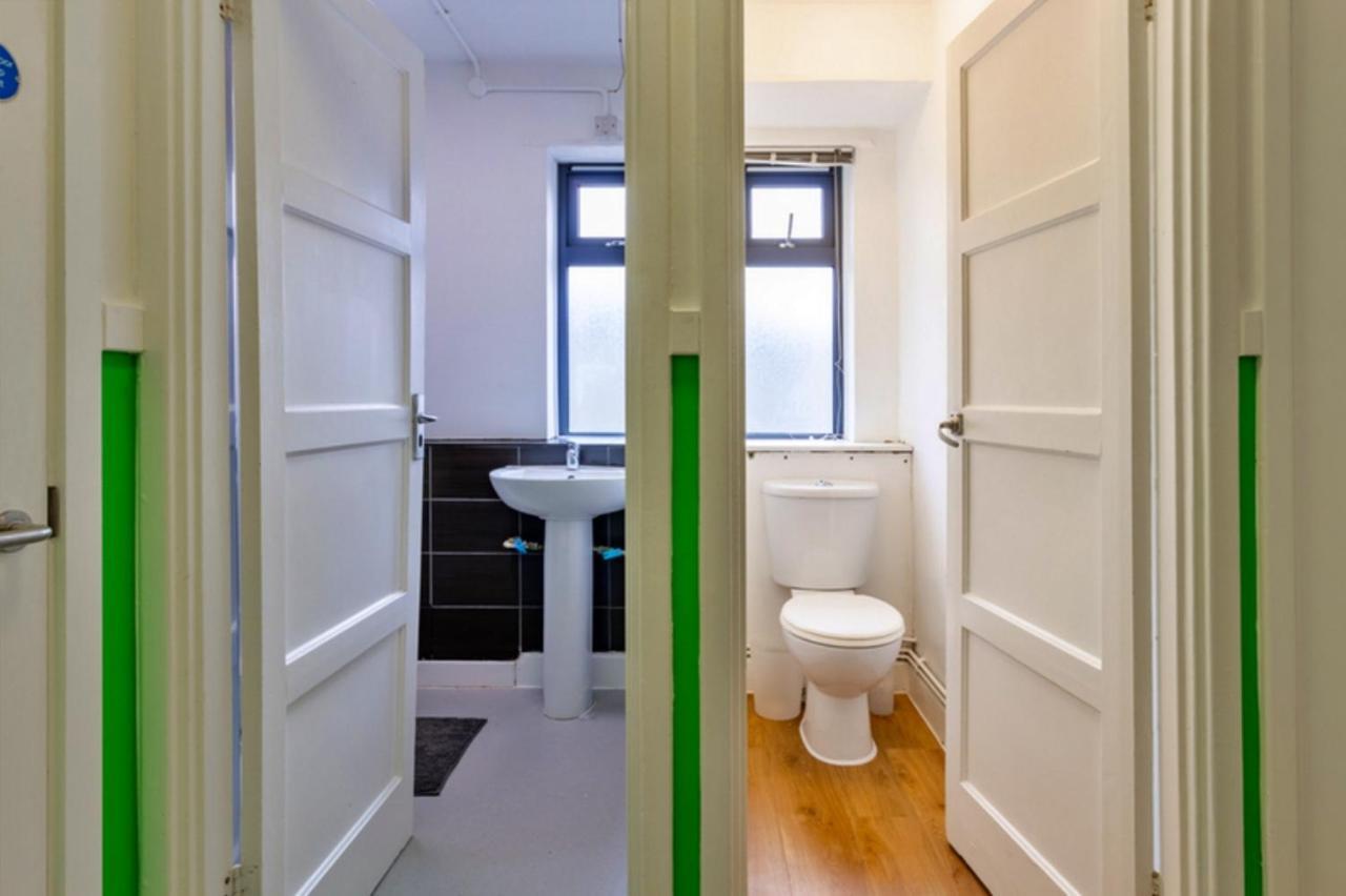 Trendy Rooms For Students Only, Southwark Park - Sk * London
