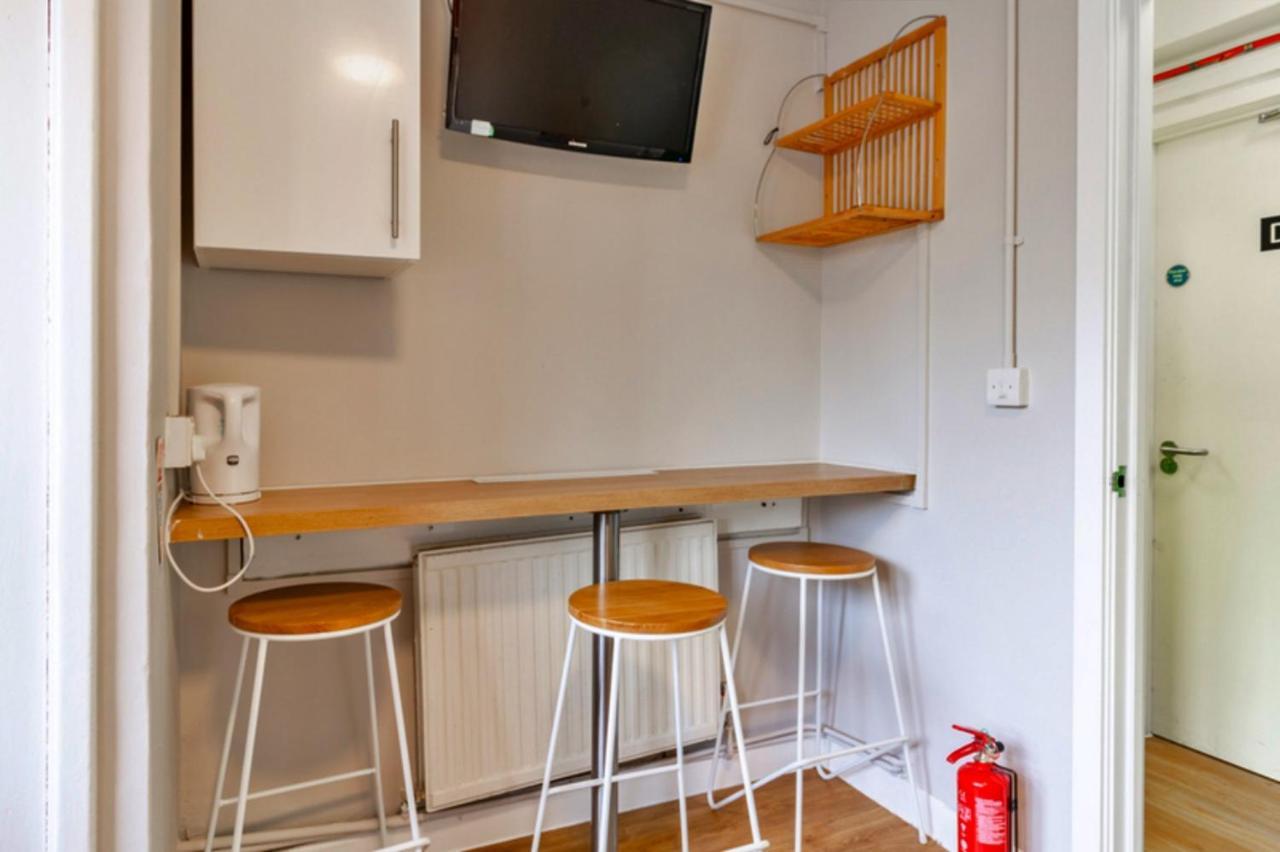 Trendy Rooms For Students Only, Southwark Park - Sk Apartment London