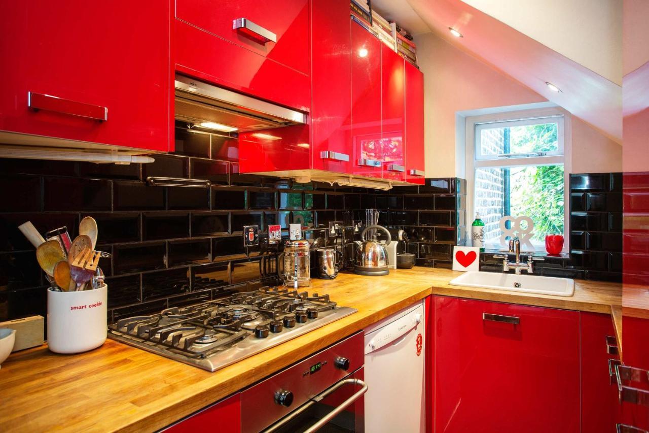 Veeve - La Vie En Rose Apartment London
