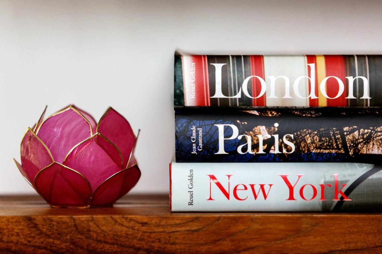 Veeve - La Vie En Rose London