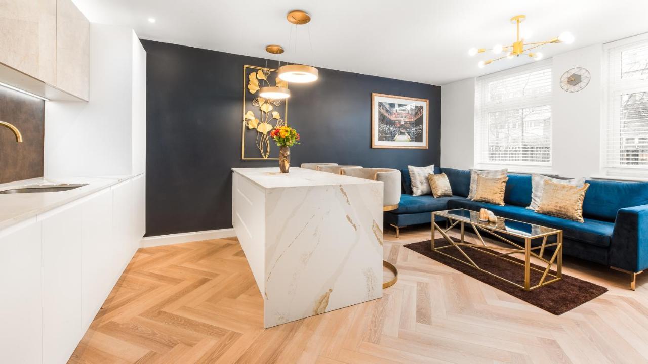 London's Modern Nuance - Battersea Apartment London