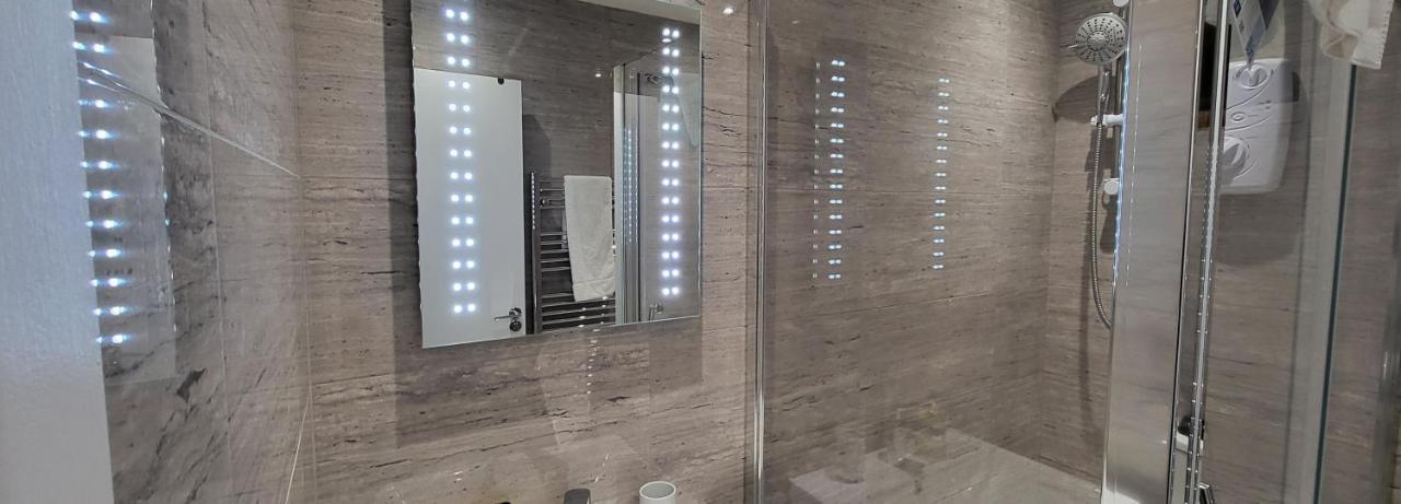 Garland Stylish 1 In Greater Apartamento Londres