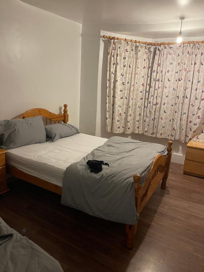 Double Room London Wembley For Rent