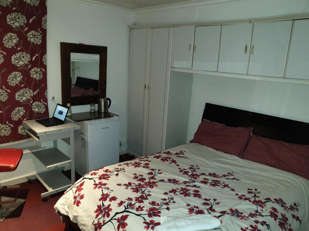 Private Cosy Roomz Homestay *
