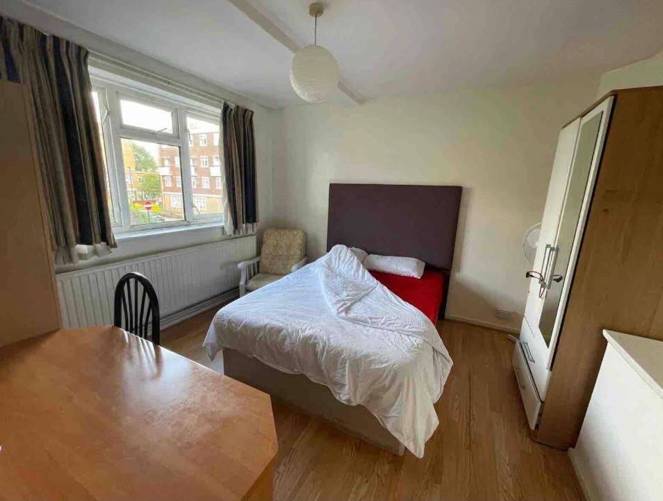Hospedagem domiciliar Arbnb Comfy Sleep Self Catering Private Bedrooms 60 Pound Per Night Per Person