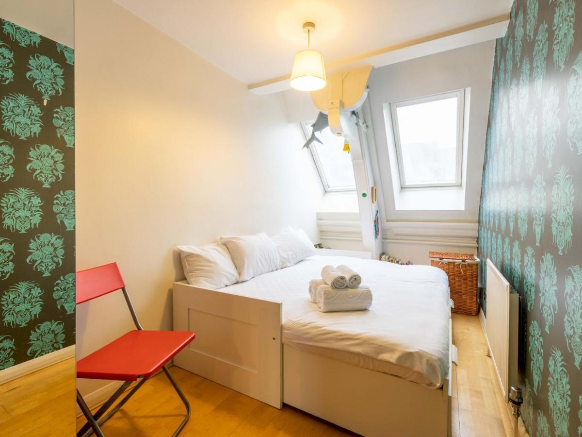 Pass The Keys Beautiful Spacious 2-bed In Converted Church Apartment *