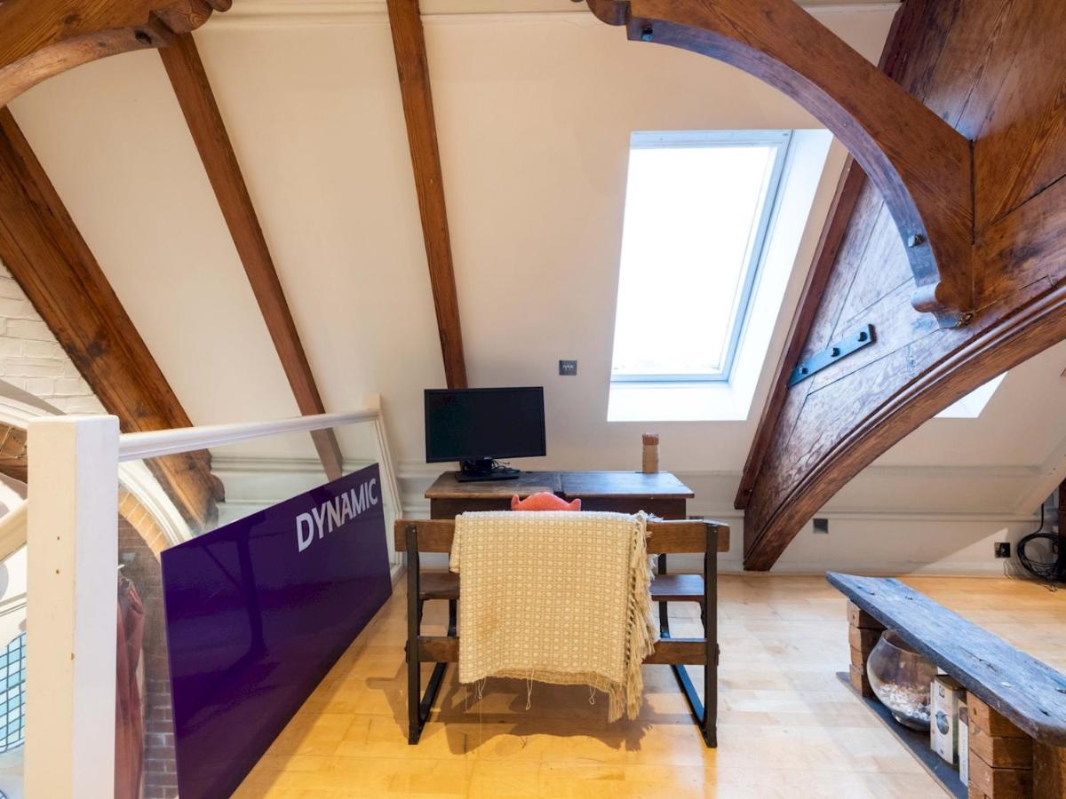 Pass The Keys Beautiful Spacious 2-bed In Converted Church Apartment