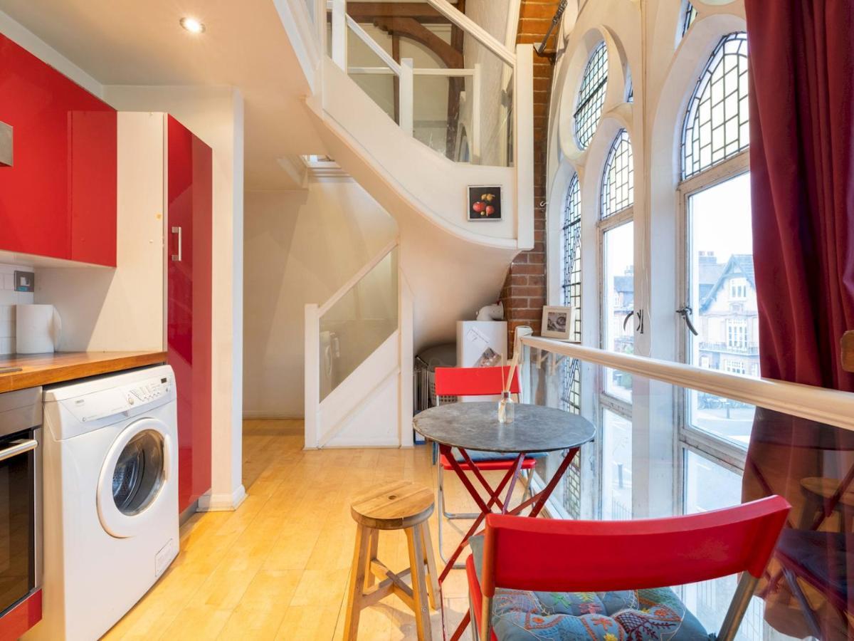 Apartment Pass The Keys Beautiful Spacious 2-bed In Converted Church