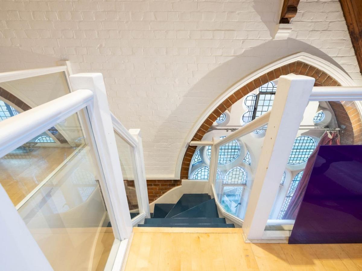 Apartment Pass The Keys Beautiful Spacious 2-bed In Converted Church London