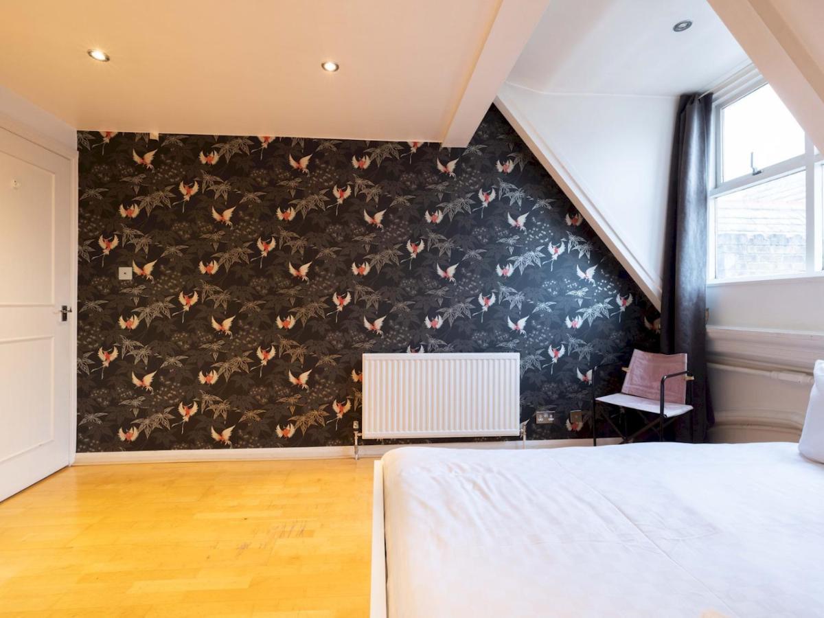 Pass The Keys Beautiful Spacious 2-bed In Converted Church Apartment