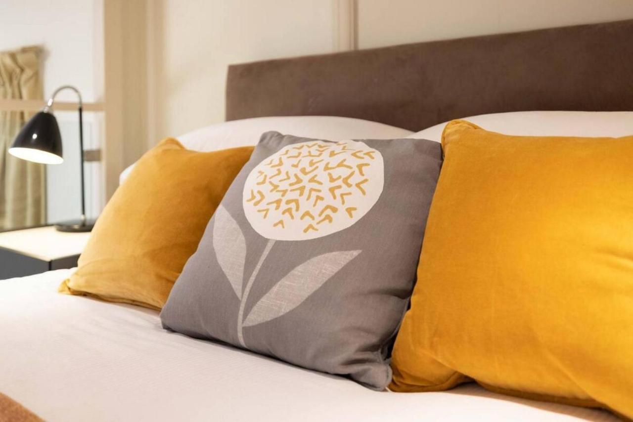 Fabulous Notting Hill Spacious Studio London