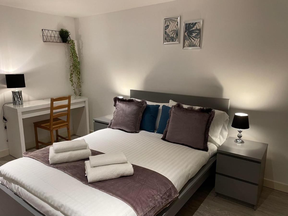 City Airport Serviced Apartment
