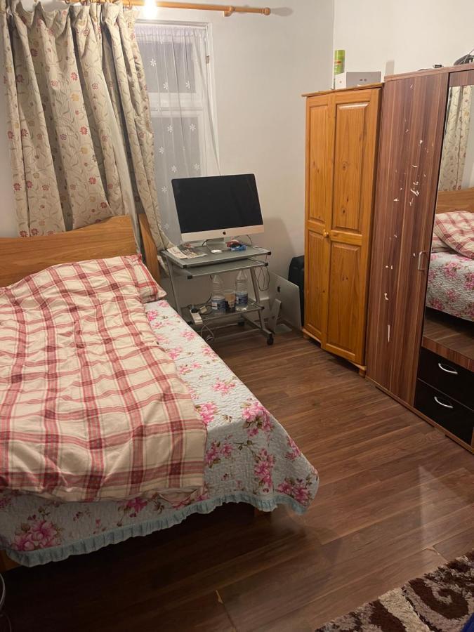 Double Room London Wembley For Rent London