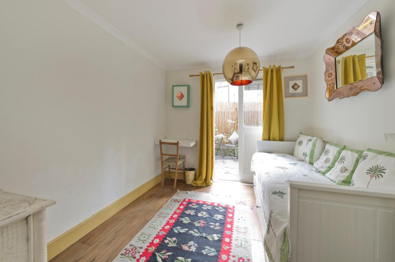 Apartment Veeve - La Vie En Rose London