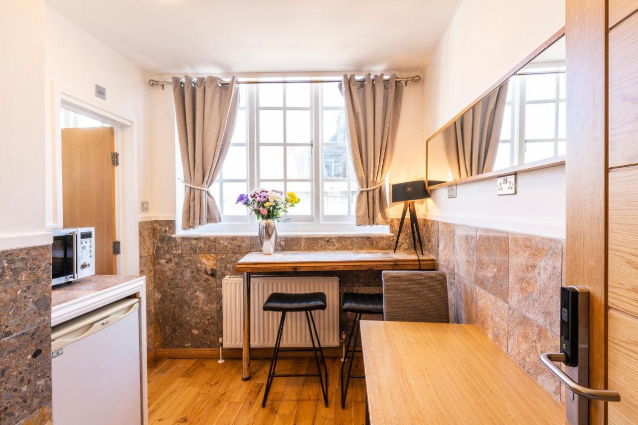 Apartment Savoy *
