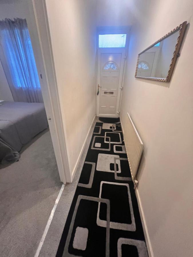 Spacious Double In Prime Location * London