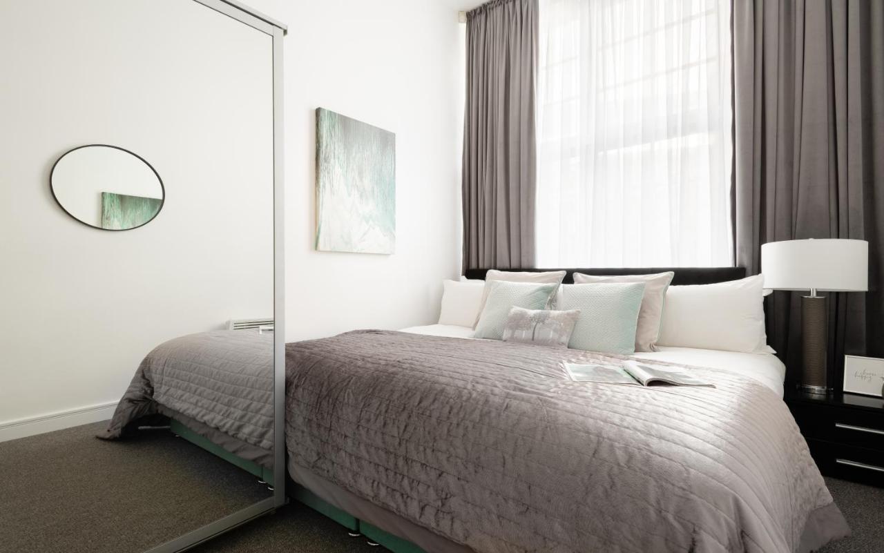 Modern And Spacious 3 Bed Next To The Shard * London