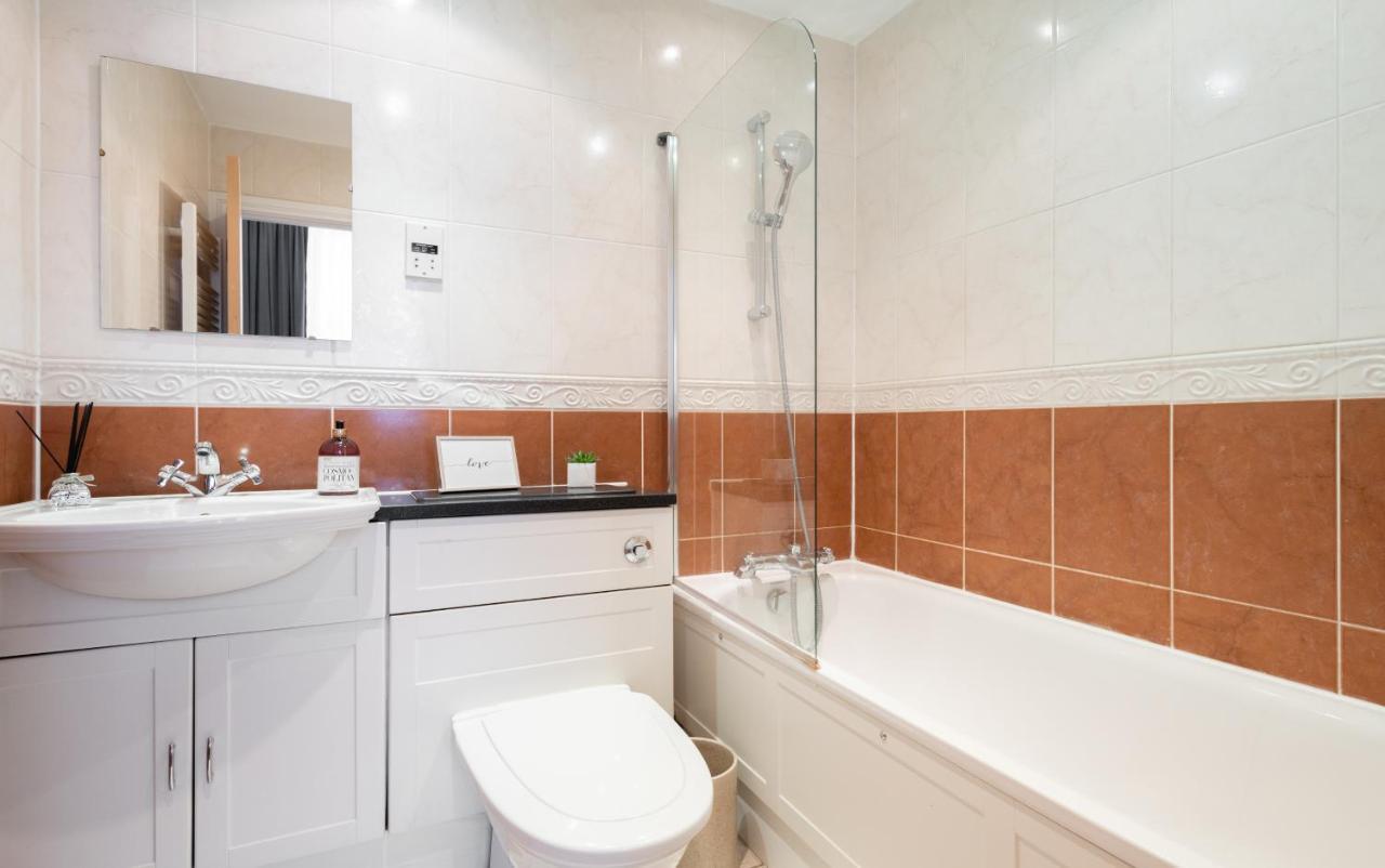 Apartment Modern And Spacious 3 Bed Next To The Shard