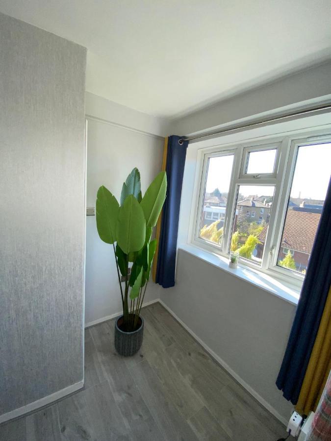 Apartment Bright, Spacious, Modern Interior Decor 2 Bedrooms With Amazing Views