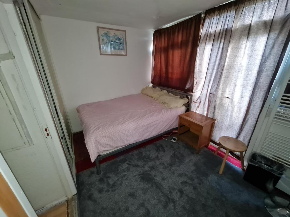 Private Cosy Roomz Homestay London