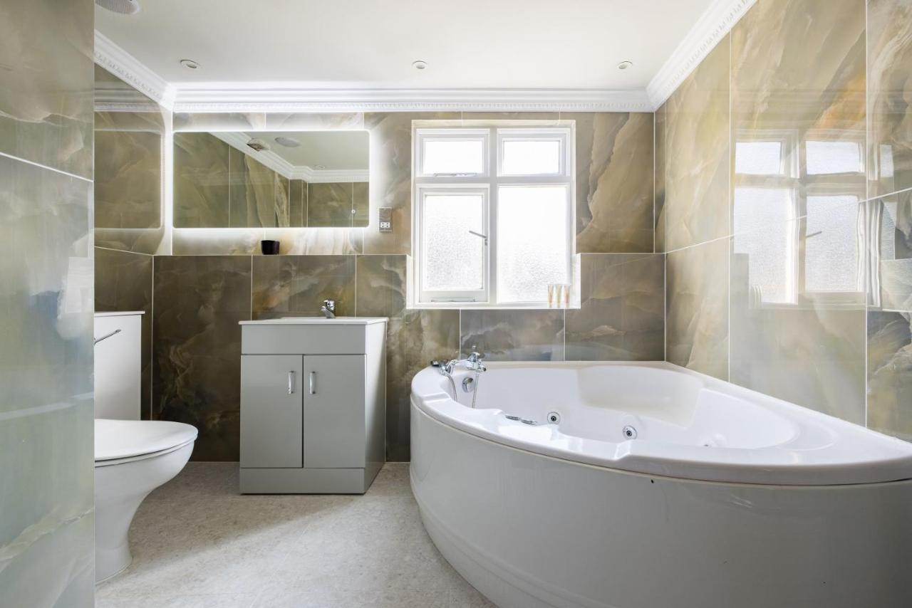 Apartment The Sussex Garden Retreat - Elegant 2bdr Flat London