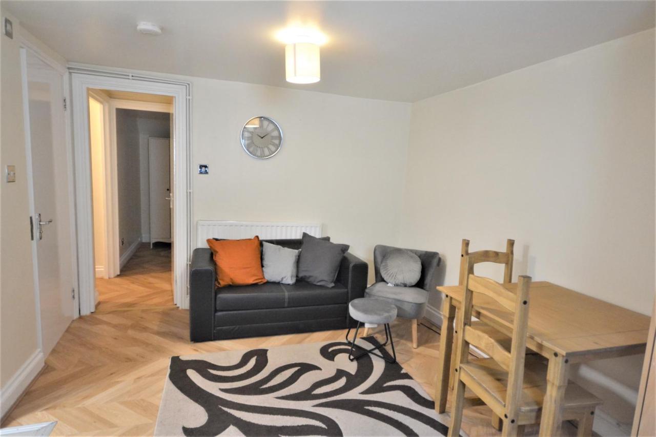Modern One Bedroom