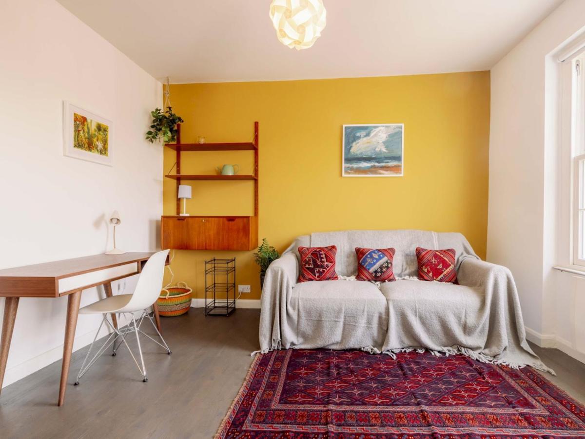 Pass The Keys - Comfy Flat In The Hart Of Central * London