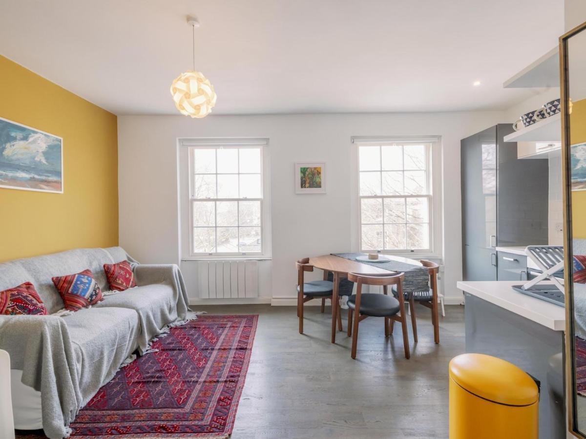 Pass The Keys - Comfy Flat In The Hart Of Central Apartment London