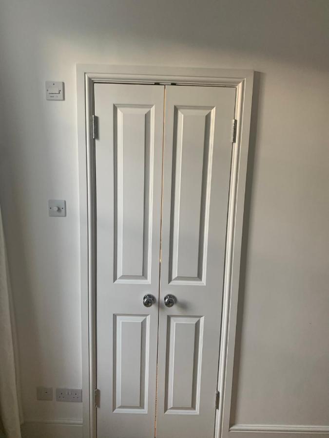 Beautiful One Bedroom Flat In The Heart Of Notting Hill Gate * London