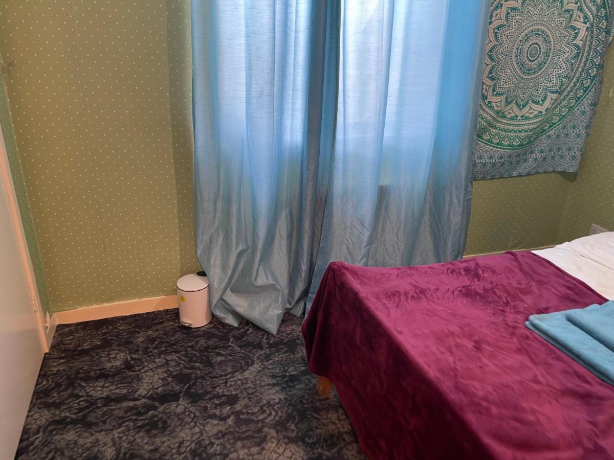 Home Away From Home, Entire 1-4 Bed Property Apartamento Londres