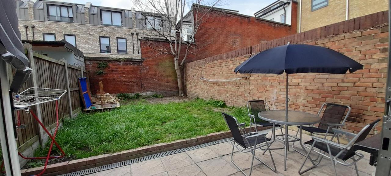 Homestay Comfy Fenia London