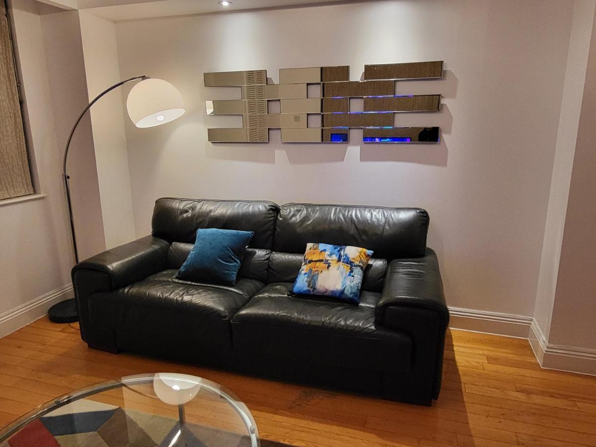 Apartment Garland Stylish 2 Bedroom A Minute Walk From Station