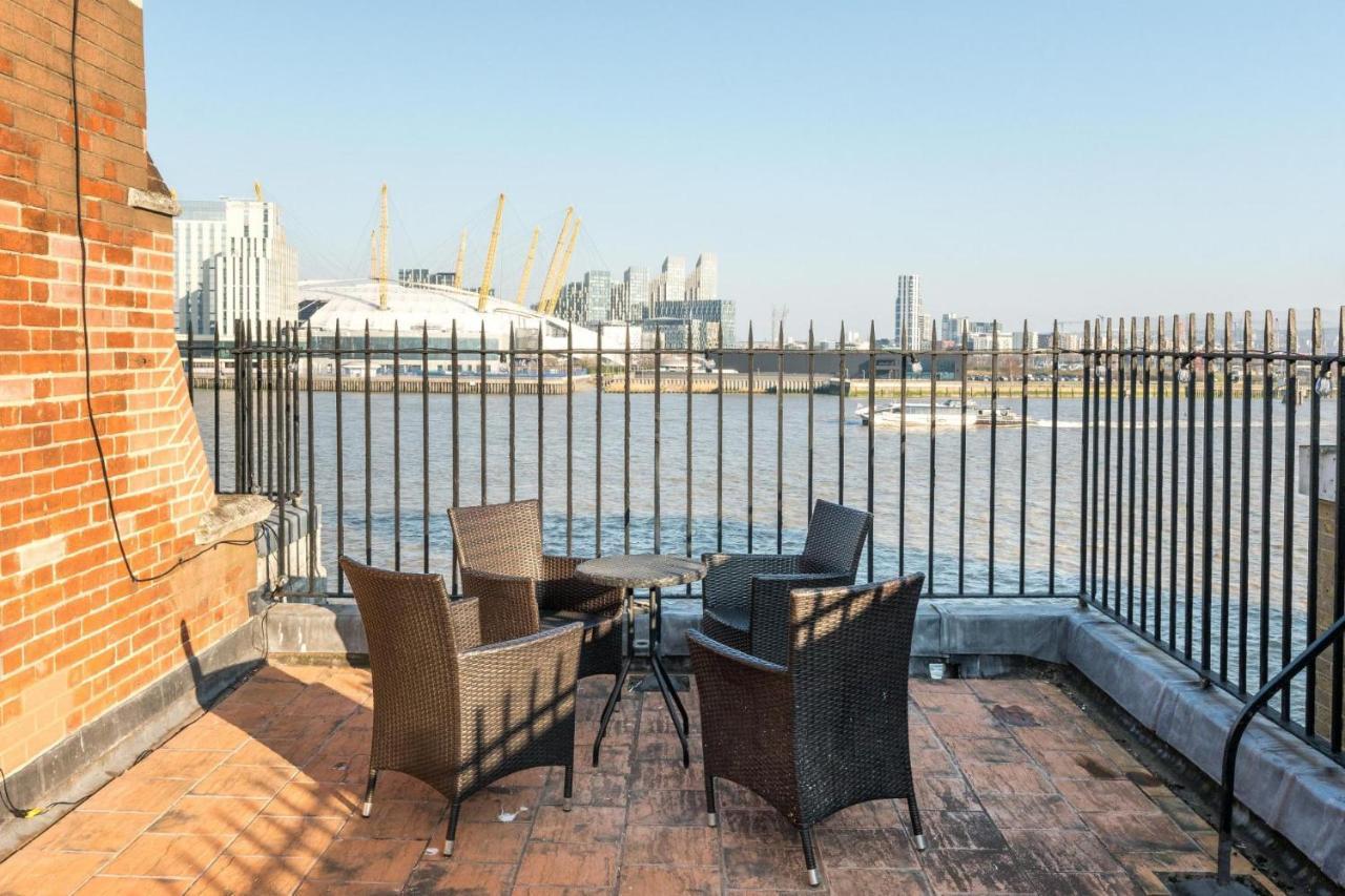 Apartment Stunning 3bd Riverside Flat Communal Roof Terrace London
