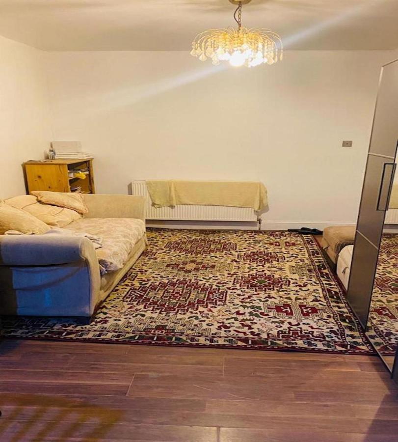 Privatunterkunft Double Room London Wembley For Rent *