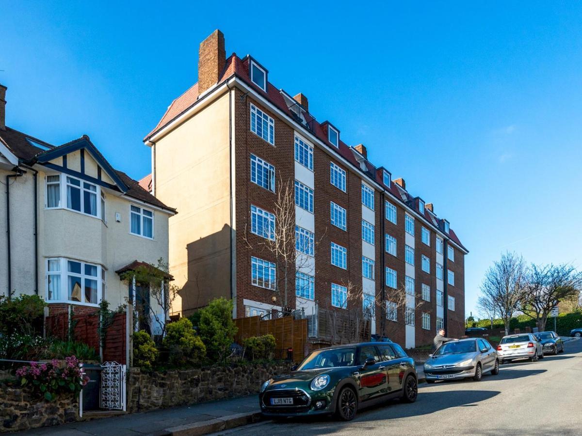 Pass The Keys North Perfect - Modern 2bedroom Flat * London