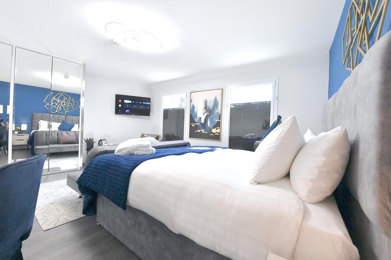 Waterloo Hub Residences * London