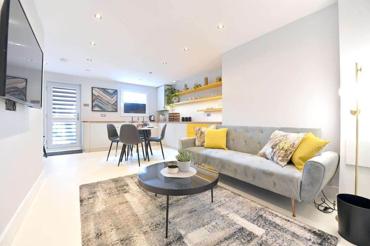 Waterloo Hub Residences Holiday home London