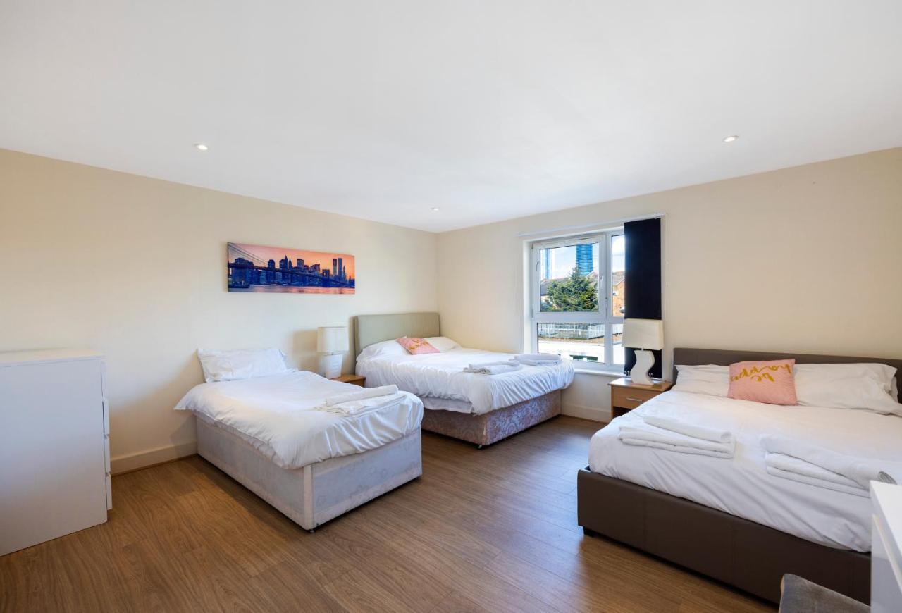 Canary Wharf/docklands/excel Spacious Apt E14 *