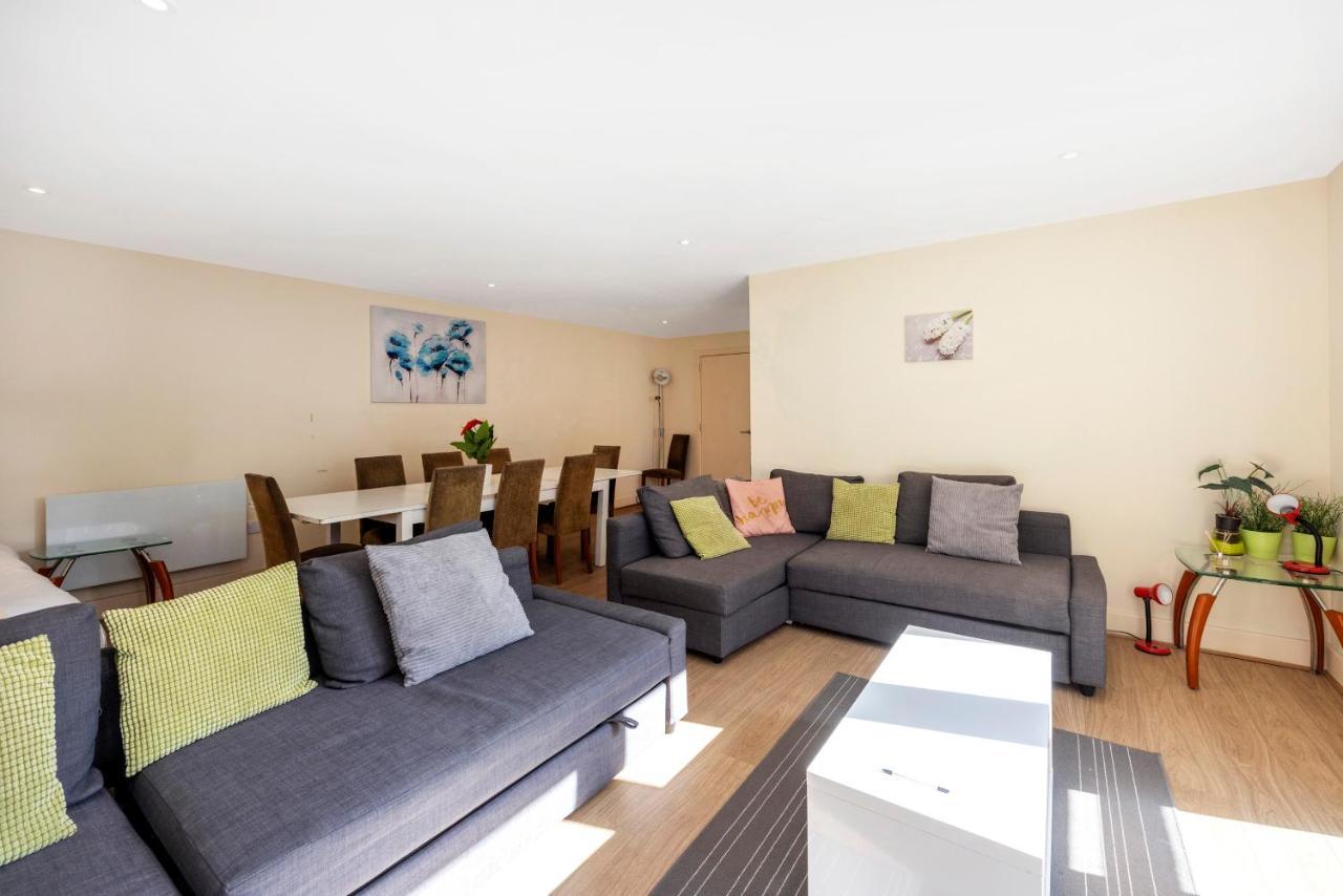 Canary Wharf/docklands/excel Spacious Apt E14