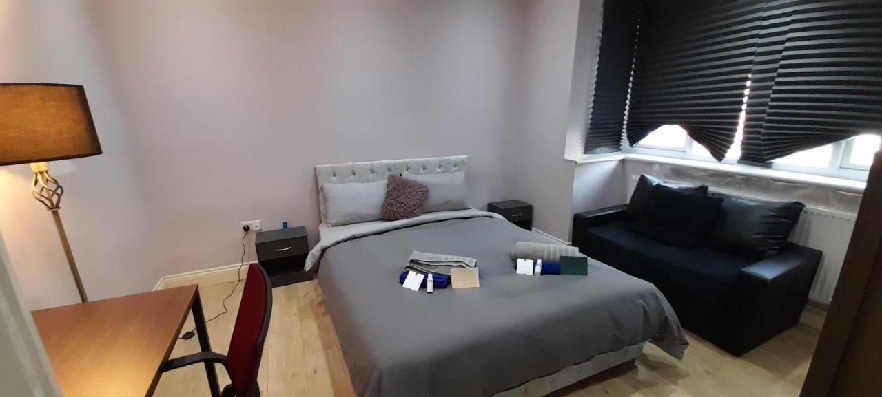 Comfy Fenia Homestay