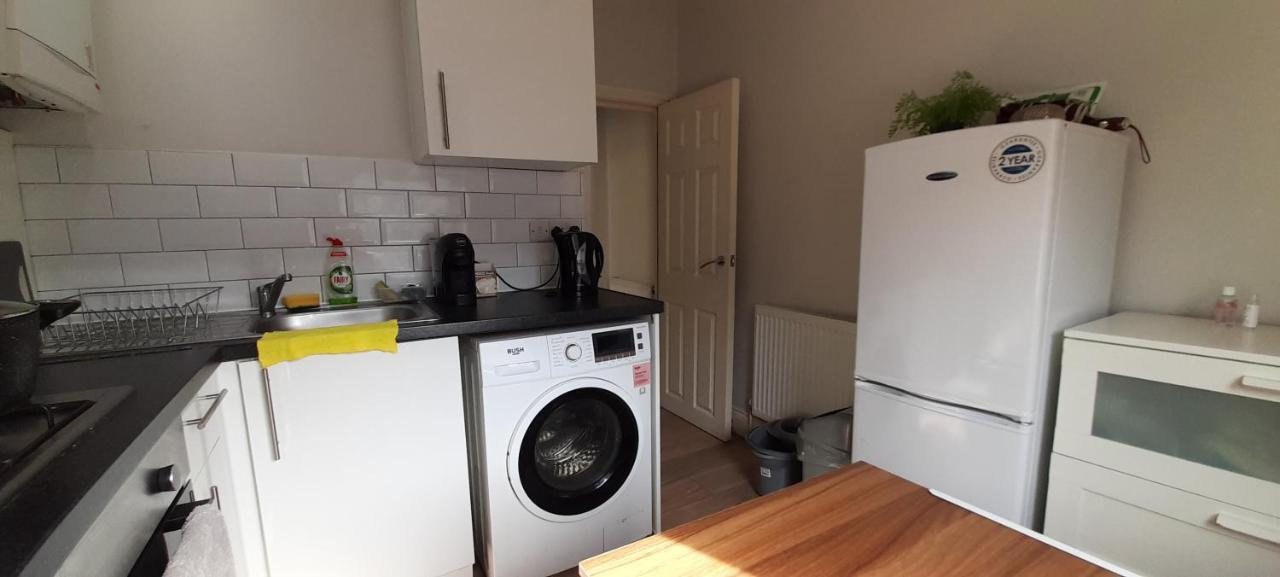 Comfy Fenia Homestay London