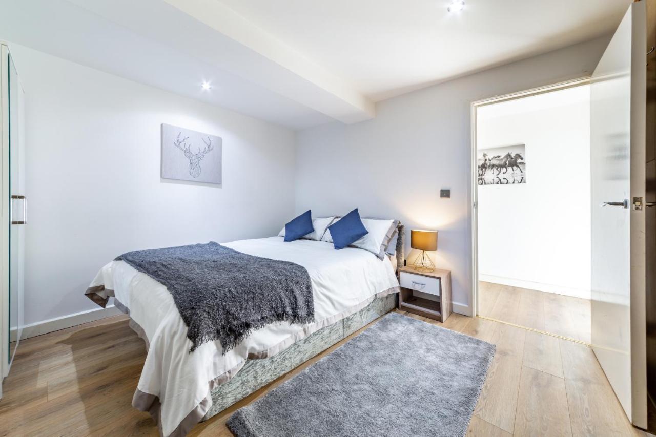 Hurdwick Place Luxury Apartment London